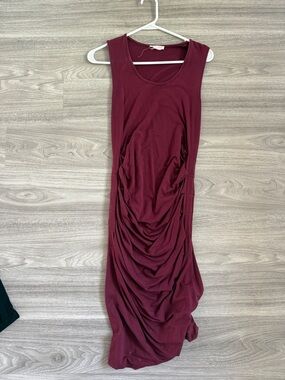 Ingrid & Isabel Burgundy Sleeveless Ruched Maxi Dress